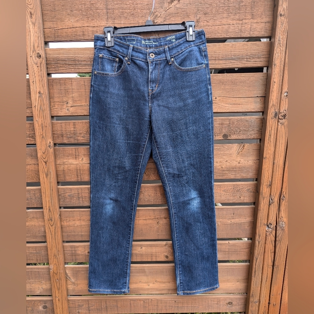Levi's Demi Curve Jeans